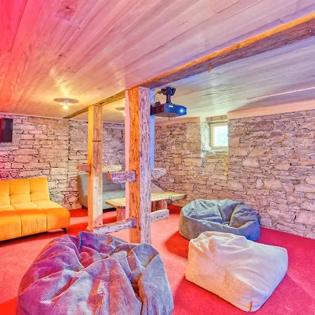 Jup - A Luxury Boutique Alpstuga *