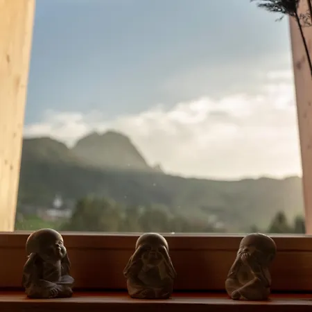 Jup - A Luxury Boutique